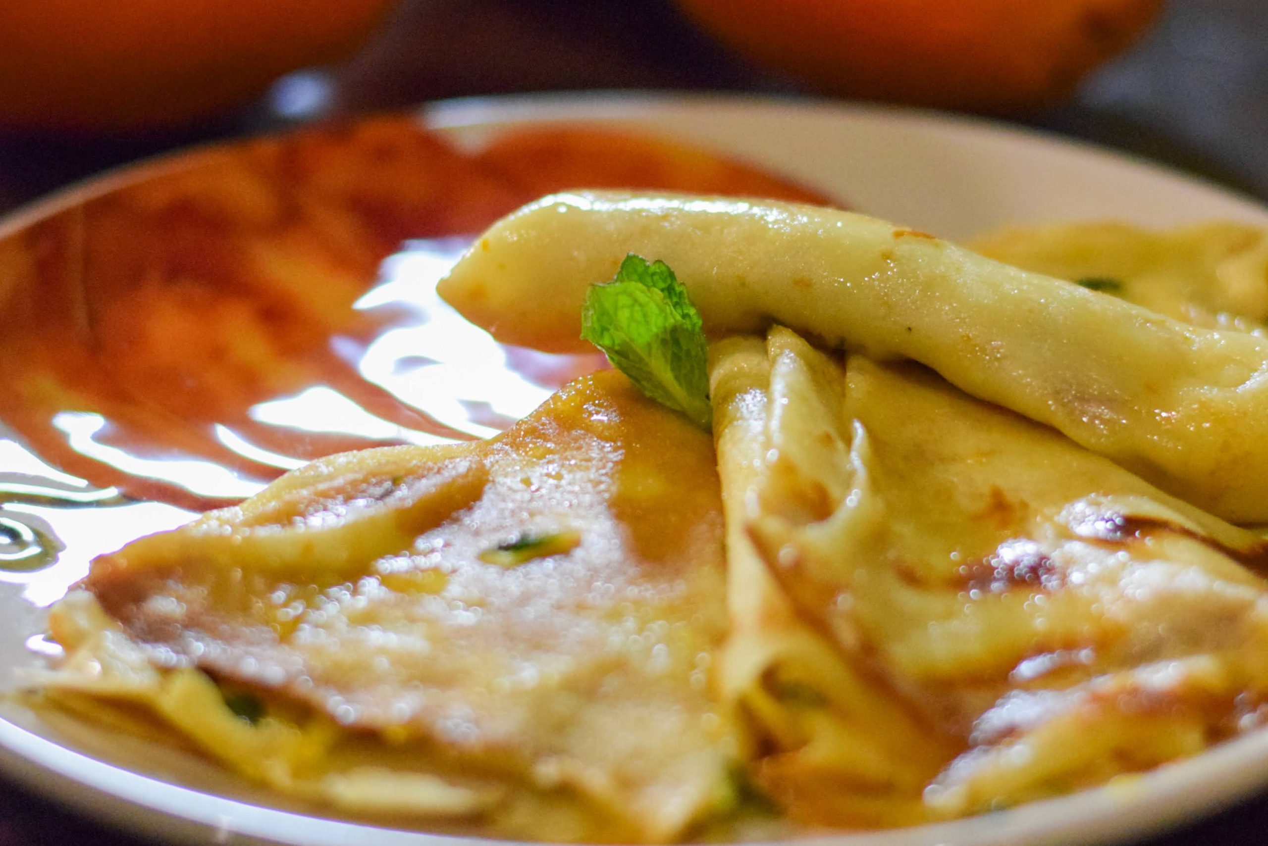 блинчики Сюзетт с апельсиновым соусом