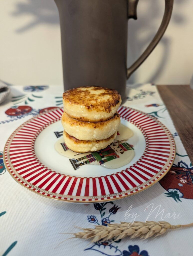 рецепт домашних сырников Пышные сырники с творогом на сковороде — классический рецепт