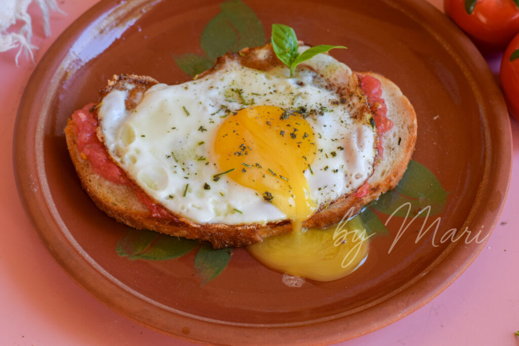 тост с яйцом