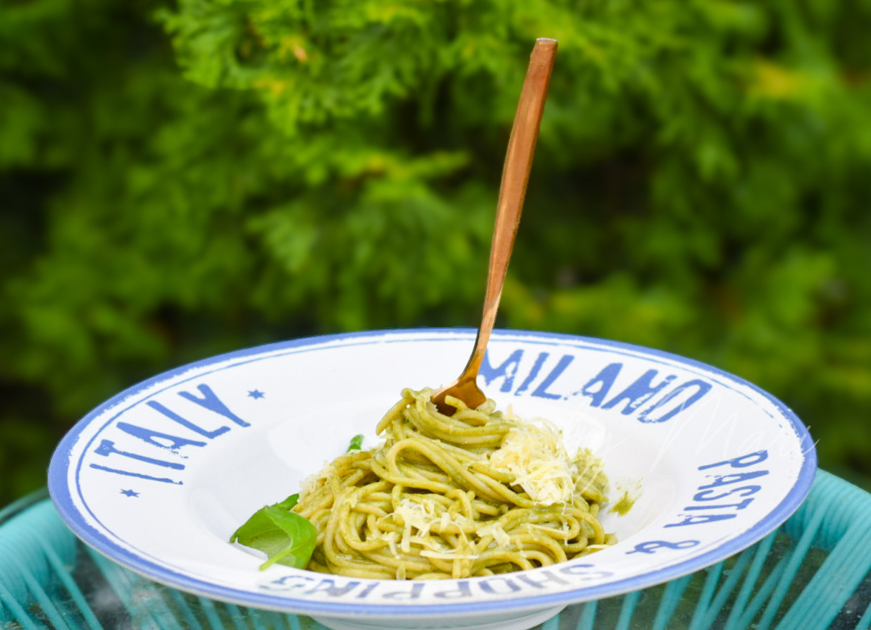 Паста с песто и грецкими орехами