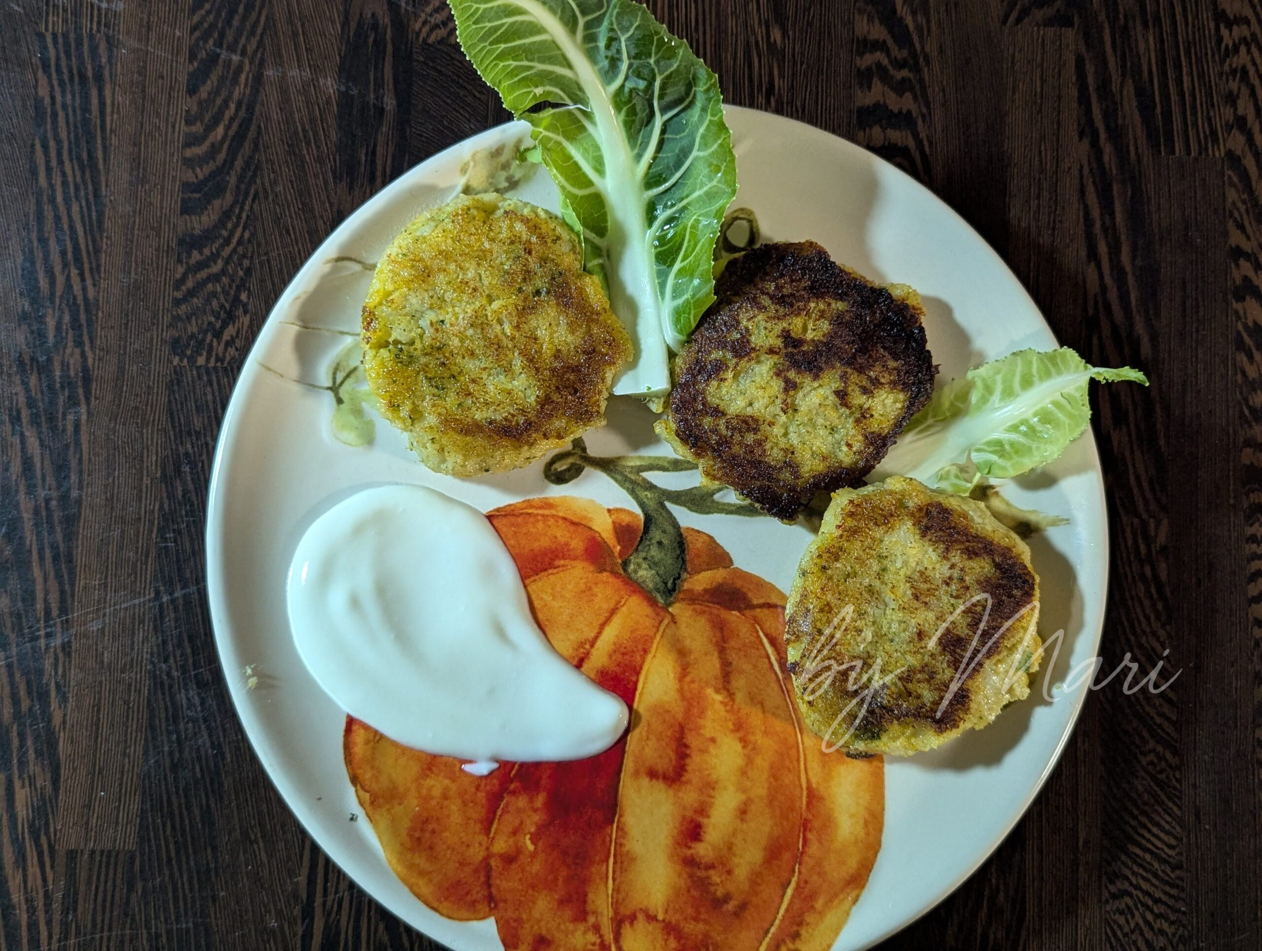 Готовые котлеты с золотистой корочкой